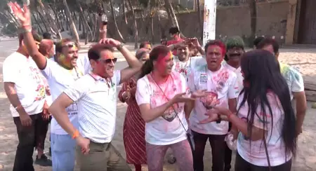 Holi 2026: होली में क्यों पहने जाते हैं सफेद कपड़े? जानिए इसके पीछे छिपी खास वजह और मान्यता Holi 2026: होली में क्यों पहने जाते हैं सफेद कपड़े? जानिए इसके पीछे छिपी खास वजह और मान्यता