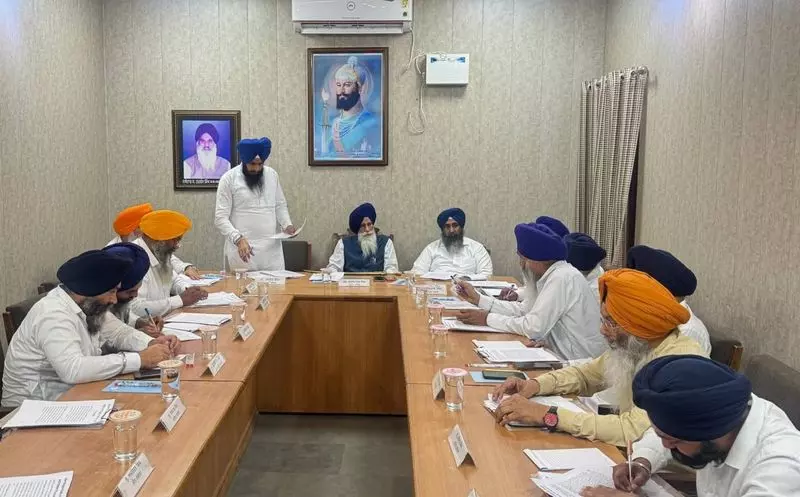 Gurdwara पैनल के प्रमुख ने कुरुक्षेत्र में कार्यकारी निकाय की बैठक की Gurdwara पैनल के प्रमुख ने कुरुक्षेत्र में कार्यकारी निकाय की बैठक की