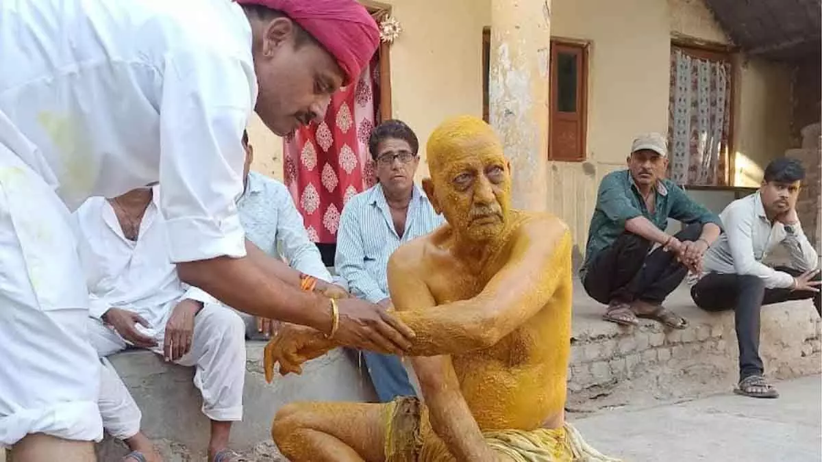 Indore : खरगोन का कथोरा गांव सदियों पुरानी ‘गाड़ा खिचाई’ रस्म के लिए तैयार Indore : खरगोन का कथोरा गांव सदियों पुरानी ‘गाड़ा खिचाई’ रस्म के लिए तैयार