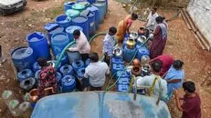 Hyderabad में गर्मियों में पानी की मांग बढ़ने से पानी की किल्लत Hyderabad में गर्मियों में पानी की मांग बढ़ने से पानी की किल्लत