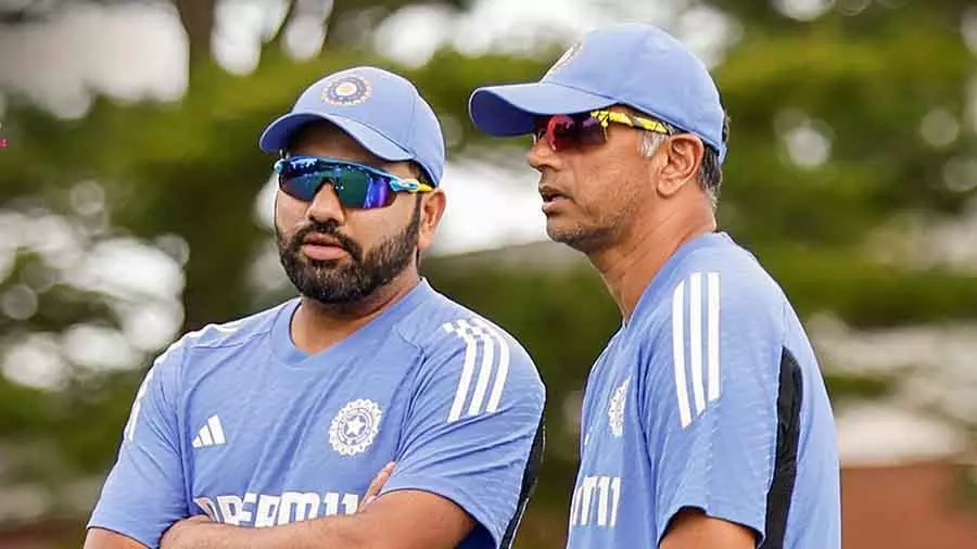 ICC क्रिकेट वर्ल्ड कप 2026 : कैसे राहुल द्रविड़ और रोहित शर्मा ने भारत में व्हाइट-बॉल क्रांति की शुरुआत की ICC क्रिकेट वर्ल्ड कप 2026 : कैसे राहुल द्रविड़ और रोहित शर्मा ने भारत में व्हाइट-बॉल क्रांति की शुरुआत की
