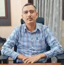 Kathua: डीएम कठुआ ने राष्ट्रीय राजमार्ग से कब्जे हटाने के दिए निर्देश Kathua: डीएम कठुआ ने राष्ट्रीय राजमार्ग से कब्जे हटाने के दिए निर्देश