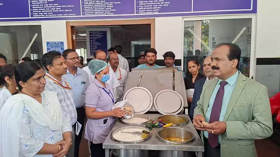 खराब क्वालिटी का खाना देने पर कॉन्ट्रैक्ट बदलें: Food कमीशन चेयरमैन ने चेतावनी दी खराब क्वालिटी का खाना देने पर कॉन्ट्रैक्ट बदलें: Food कमीशन चेयरमैन ने चेतावनी दी