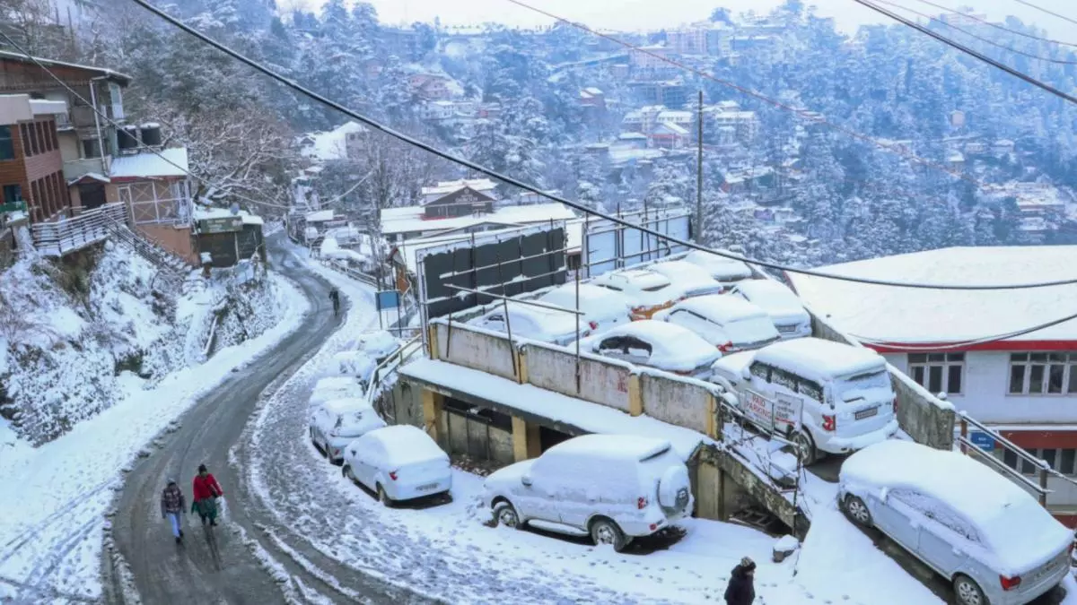 Shimla: हिमाचल में मौसम बदलने के संकेत, शिमला में ठंड बढ़ेगी Shimla: हिमाचल में मौसम बदलने के संकेत, शिमला में ठंड बढ़ेगी