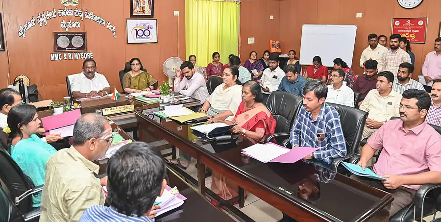 चेलुवम्बा अस्पताल में ICU यूनिट का निर्माण: MLA के. हरीश गौड़ा चेलुवम्बा अस्पताल में ICU यूनिट का निर्माण: MLA के. हरीश गौड़ा