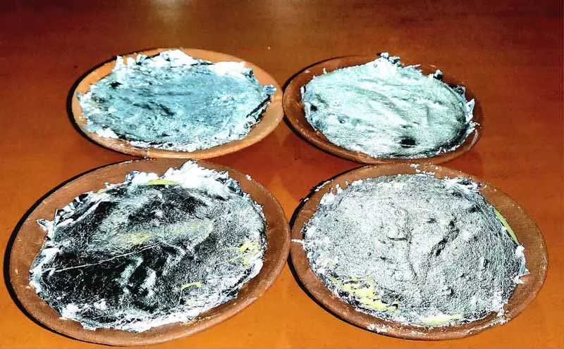 Amritsar के लोगों के बीच ‘फिरनी’ पसंदीदा मिठाई बनी हुई है Amritsar के लोगों के बीच ‘फिरनी’ पसंदीदा मिठाई बनी हुई है