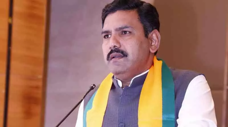 Bengaluru में 6 मार्च से डॉक्टरों और कर्मचारियों का प्रदर्शन, बजट दिन पर सरकार घिरी Bengaluru में 6 मार्च से डॉक्टरों और कर्मचारियों का प्रदर्शन, बजट दिन पर सरकार घिरी