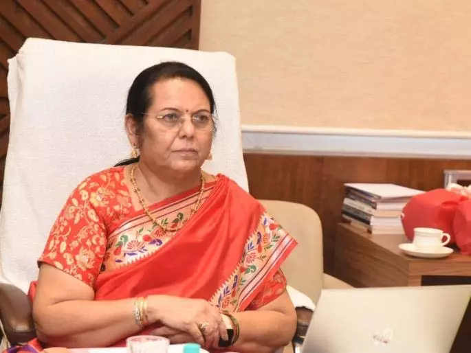 नीलम गोरहे ने ज़िलेवार कमेटियों से IVF सेंटर्स पर नज़र रखने की अपील की नीलम गोरहे ने ज़िलेवार कमेटियों से IVF सेंटर्स पर नज़र रखने की अपील की