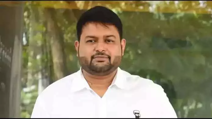 ‘उस्ताद भगत सिंह’ में पवन कल्याण, एस. थमन के दमदार BGM के साथ हाइप बढ़ाने की तैयारी ‘उस्ताद भगत सिंह’ में पवन कल्याण, एस. थमन के दमदार BGM के साथ हाइप बढ़ाने की तैयारी
