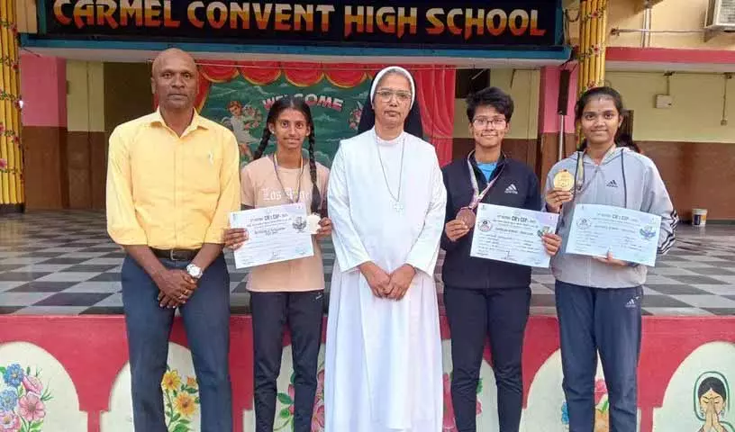 Mancherial के छात्र ने नेशनल इवेंट में स्टेट वॉलीबॉल टीम को रिप्रेजेंट किया Mancherial के छात्र ने नेशनल इवेंट में स्टेट वॉलीबॉल टीम को रिप्रेजेंट किया