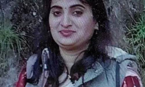 शादीशुदा गर्लफ्रेंड रोजाना पैसे की डिमांड करती थी, प्रेमी ने हत्या कर जंगल में फेंका शव शादीशुदा गर्लफ्रेंड रोजाना पैसे की डिमांड करती थी, प्रेमी ने हत्या कर जंगल में फेंका शव
