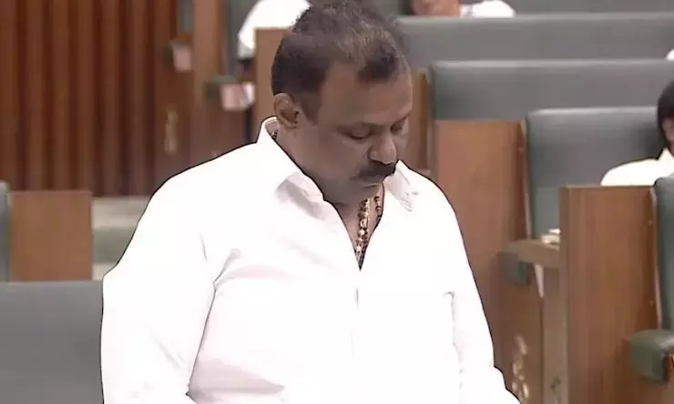 Anagani सत्य प्रसाद ने विधानसभा को लंबित राजस्व मामलों को निपटाने के कदमों के बारे में बताया Anagani सत्य प्रसाद ने विधानसभा को लंबित राजस्व मामलों को निपटाने के कदमों के बारे में बताया