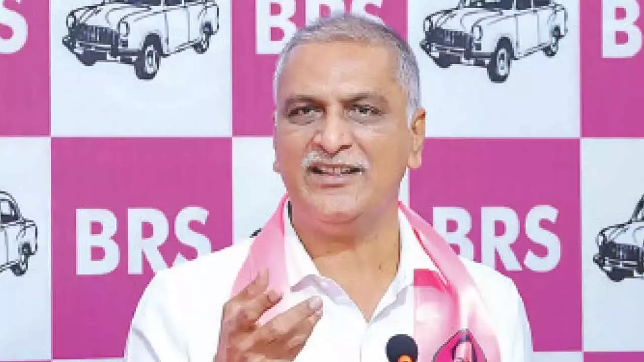 Telangana: हरीश राव ने यंग इंडिया स्कूल्स टेंडर्स में ‘बड़े घोटाले’ का आरोप लगाया
