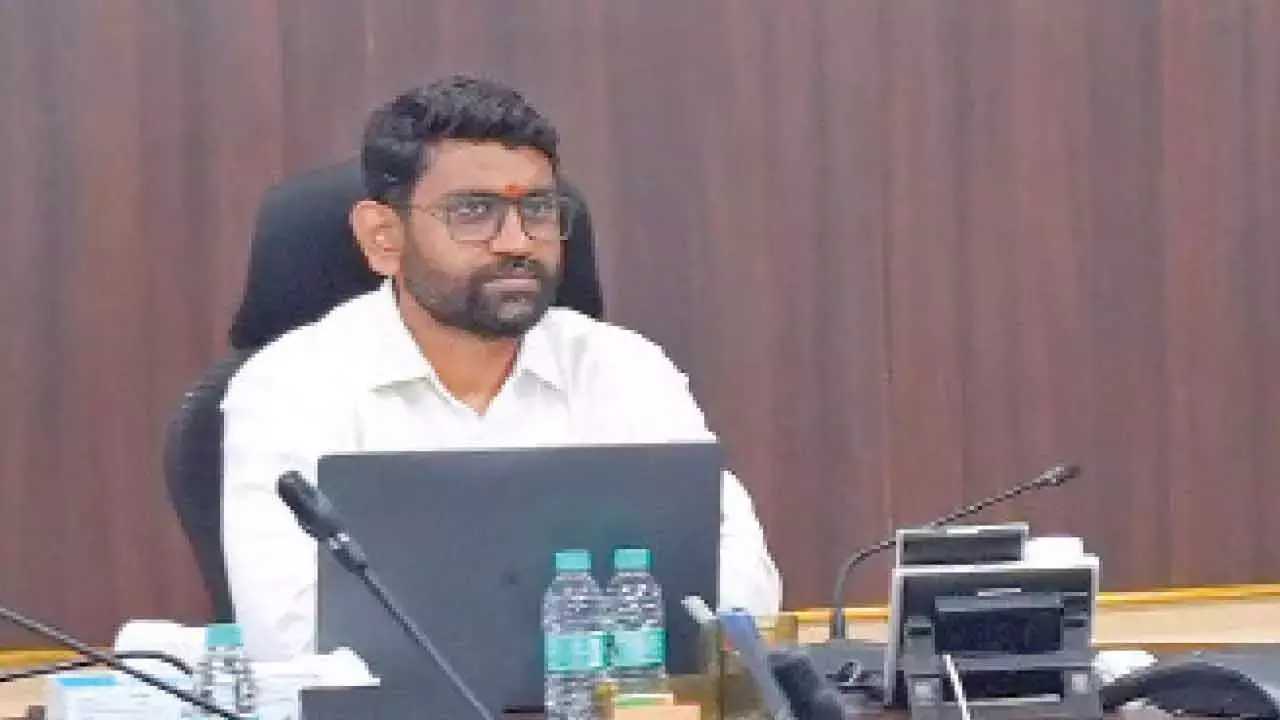 Telangana: हैदराबाद में बिजली की मांग अब तक के सबसे ऊंचे स्तर पर Telangana: हैदराबाद में बिजली की मांग अब तक के सबसे ऊंचे स्तर पर