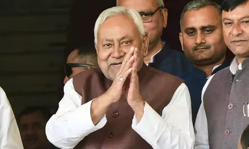 नीतीश कुमार के राज्यसभा जाने की अफवाह से Bihar की राजनीति गरमाई नीतीश कुमार के राज्यसभा जाने की अफवाह से Bihar की राजनीति गरमाई