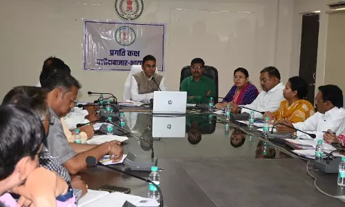 सड़कों का मरम्मत कार्य 15 जून तक पूरा करने के निर्देश सड़कों का मरम्मत कार्य 15 जून तक पूरा करने के निर्देश