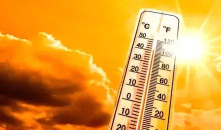 Bhopal: इंदौर-उज्जैन में सबसे ज्यादा गर्मी, प्रदेश में तापमान 37 पार Bhopal: इंदौर-उज्जैन में सबसे ज्यादा गर्मी, प्रदेश में तापमान 37 पार