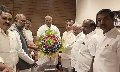 आंतरिक आरक्षण विवाद: Mallikarjun खड़गे ने कहा कि मुद्दे को सौहार्दपूर्ण ढंग से सुलझाया जाए