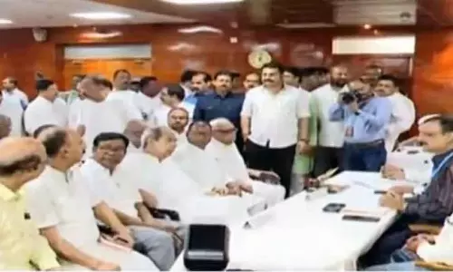 ओडिशा में BJD उम्मीदवारों ने राज्यसभा के लिए नामांकन दाखिल किया
