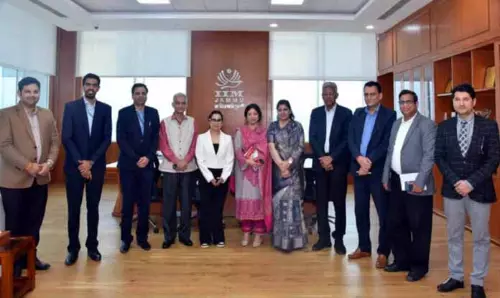 IIM Jammu ने हाई-पोटेंशियल स्टार्टअप्स को 50 लाख रुपये तक की ग्रांट सपोर्ट की पेशकश की IIM Jammu ने हाई-पोटेंशियल स्टार्टअप्स को 50 लाख रुपये तक की ग्रांट सपोर्ट की पेशकश की