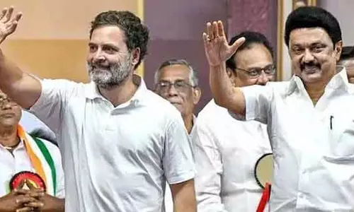 DMK-कांग्रेस गठबंधन ने तमिलनाडु चुनाव के लिए सीट बंटवारे को अंतिम रूप दे दिया DMK-कांग्रेस गठबंधन ने तमिलनाडु चुनाव के लिए सीट बंटवारे को अंतिम रूप दे दिया