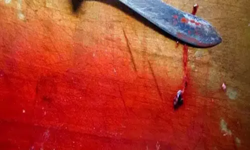 इज्जत उछालने वीडियो शूट कर भाग रहा था युवक, विरोध पर चाकूबाजी