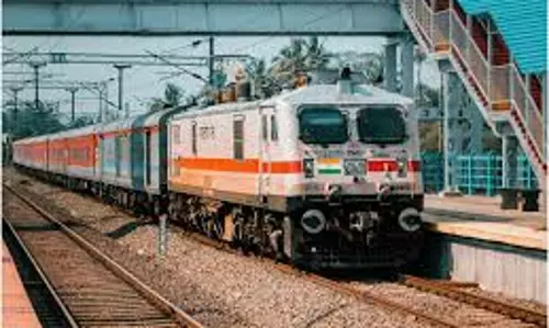 Jaipur: रेल यात्रियों के लिए राहत, जोधपुर–साबरमती ट्रेन अब जाएगी जैसलमेर Jaipur: रेल यात्रियों के लिए राहत, जोधपुर–साबरमती ट्रेन अब जाएगी जैसलमेर