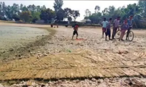 क्या तालाब के नीचे बौद्ध वास्तुकला के खंडहर हैं? Balurghat में सनसनी क्या तालाब के नीचे बौद्ध वास्तुकला के खंडहर हैं? Balurghat में सनसनी