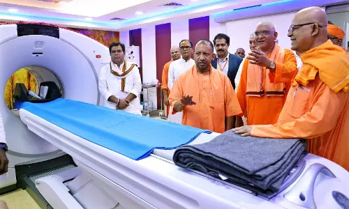 Greater Noida: मुख्यमंत्री योगी ने गिनाईं स्वास्थ्य क्षेत्र की उपलब्धियां