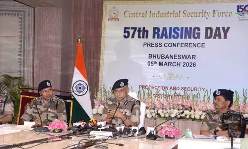 CISF ड्रोन, एंटी-ड्रोन और साइबर सुरक्षा क्षमताओं को बढ़ाएगा: DG Praveer Ranjan CISF ड्रोन, एंटी-ड्रोन और साइबर सुरक्षा क्षमताओं को बढ़ाएगा: DG Praveer Ranjan