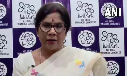 मंत्री शशि पांजा का CV. आनंद बोस के इस्तीफे पर हमला