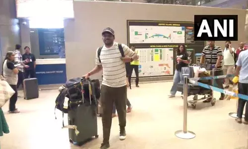 ईरान-इज़राइल तनाव के बीच Abu Dhabi से फ़्लाइट पहुँची हैदराबाद ईरान-इज़राइल तनाव के बीच Abu Dhabi से फ़्लाइट पहुँची हैदराबाद