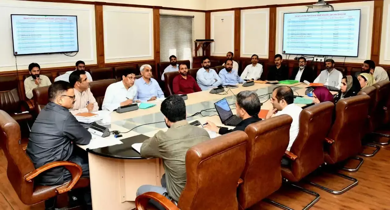 Jammu: जावेद राणा ने दिए पोषण और निर्माण कार्य में तेजी के निर्दे Jammu: जावेद राणा ने दिए पोषण और निर्माण कार्य में तेजी के निर्दे