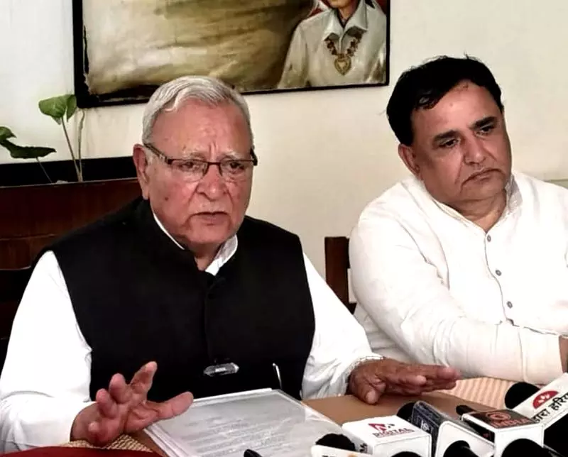 रोहतक में IMT खेरी साध के पास ‘अनधिकृत’ कॉलोनी की CBI जांच की मांग की रोहतक में IMT खेरी साध के पास ‘अनधिकृत’ कॉलोनी की CBI जांच की मांग की