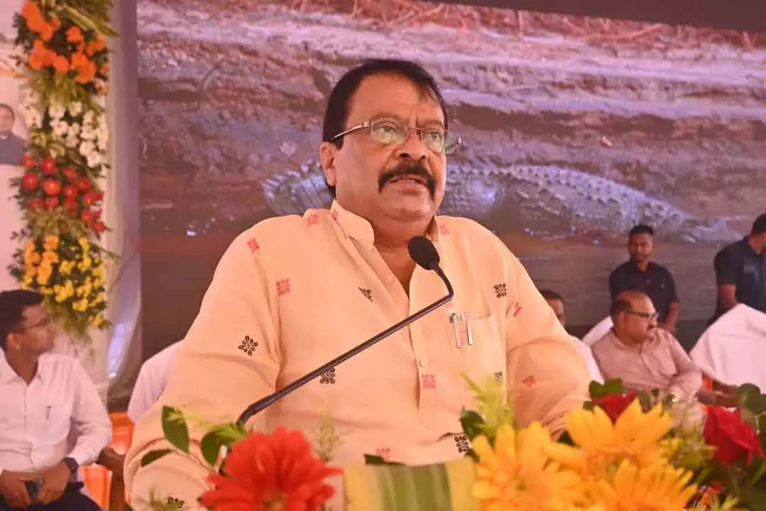 Minister को सीने में दर्द के बाद एडवांस इलाज के लिए नई दिल्ली के एम्स में शिफ्ट किया गया Minister को सीने में दर्द के बाद एडवांस इलाज के लिए नई दिल्ली के एम्स में शिफ्ट किया गया