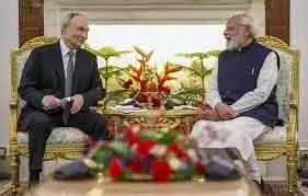 मिडिल ईस्ट में सप्लाई में रुकावट के बीच Russia भारत को तेल भेजने की तैयारी में मिडिल ईस्ट में सप्लाई में रुकावट के बीच Russia भारत को तेल भेजने की तैयारी में