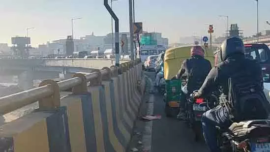 Bengaluru ट्रैफिक एडवाइजरी: इंफ्रास्ट्रक्चर काम के चलते सड़कें बंद, डायवर्जन लागू Bengaluru ट्रैफिक एडवाइजरी: इंफ्रास्ट्रक्चर काम के चलते सड़कें बंद, डायवर्जन लागू