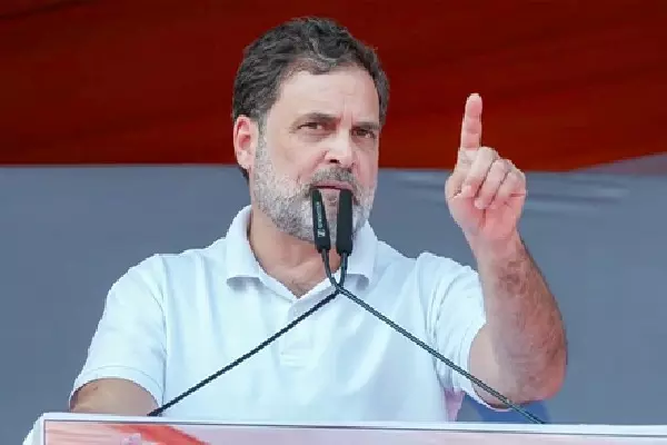 Rahul Gandhi ने कहा, पश्चिम एशिया तनाव के बीच भारत की तेल आपूर्ति जोखिम में Rahul Gandhi ने कहा, पश्चिम एशिया तनाव के बीच भारत की तेल आपूर्ति जोखिम में