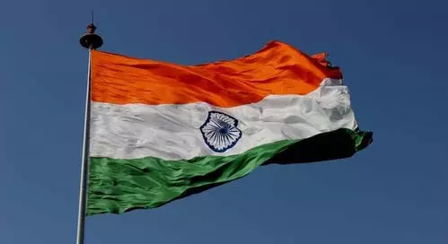 यूएई में भारतीय दूतावास ने जारी की एडवाइजरी, सुरक्षा निर्देशों का पालन करने की सलाह यूएई में भारतीय दूतावास ने जारी की एडवाइजरी, सुरक्षा निर्देशों का पालन करने की सलाह