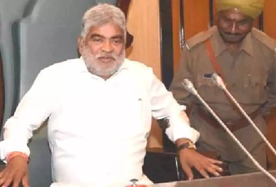 Telangana विधानसभा स्पीकर आज विधायकों की अयोग्यता याचिकाओं पर सुनवाई करेंगे Telangana विधानसभा स्पीकर आज विधायकों की अयोग्यता याचिकाओं पर सुनवाई करेंगे