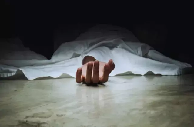 Poonch: वन क्षेत्र में दर्दनाक हादसा, लकड़ी बीन रही महिला की जान गई Poonch: वन क्षेत्र में दर्दनाक हादसा, लकड़ी बीन रही महिला की जान गई