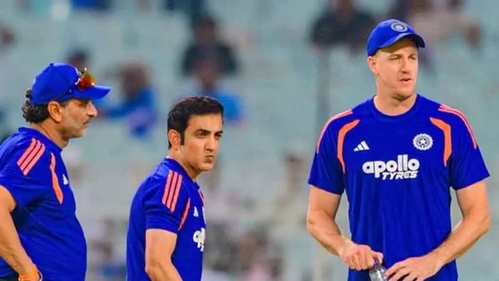 T20 World Cup 2026: यह हमारे कंट्रोल से बाहर है: भारत के बॉलिंग कोच मोर्ने मोर्कल चिंतित T20 World Cup 2026: यह हमारे कंट्रोल से बाहर है: भारत के बॉलिंग कोच मोर्ने मोर्कल चिंतित