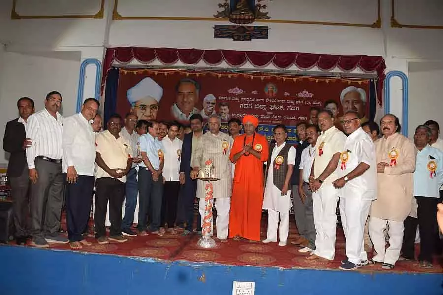 रिजल्ट सुधारने के लिए टीचर्स की कड़ी मेहनत ज़रूरी: Horatti रिजल्ट सुधारने के लिए टीचर्स की कड़ी मेहनत ज़रूरी: Horatti
