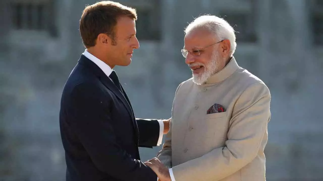 Narendra Modi और इमैनुएल मैक्रों ने पश्चिम एशिया हालात पर बात की Narendra Modi और इमैनुएल मैक्रों ने पश्चिम एशिया हालात पर बात की