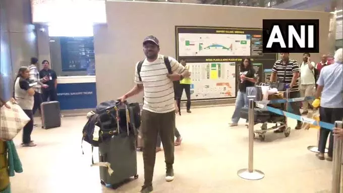ईरान-इज़राइल तनाव के बीच Abu Dhabi से फ़्लाइट पहुँची हैदराबाद ईरान-इज़राइल तनाव के बीच Abu Dhabi से फ़्लाइट पहुँची हैदराबाद
