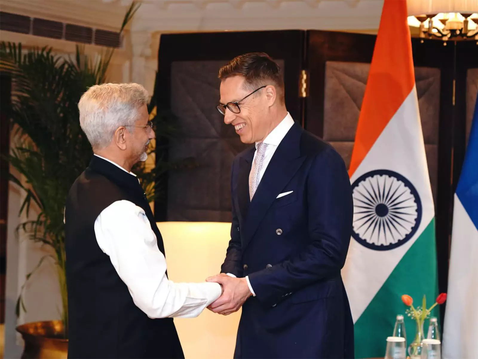 फिनलैंड के राष्ट्रपति से मुलाकात के बाद EAM जयशंकर ने कहा, राष्ट्रपति स्टब से मिलकर खुशी हुई फिनलैंड के राष्ट्रपति से मुलाकात के बाद EAM जयशंकर ने कहा, राष्ट्रपति स्टब से मिलकर खुशी हुई