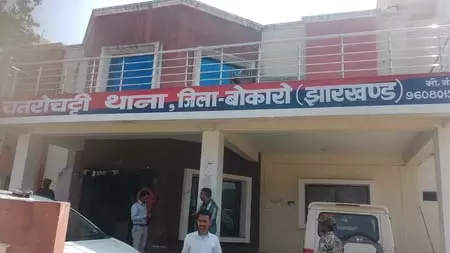 पेड़ से लटके मिले प्रेमी युगल के शव, शादी न होने से थे मायूस पेड़ से लटके मिले प्रेमी युगल के शव, शादी न होने से थे मायूस