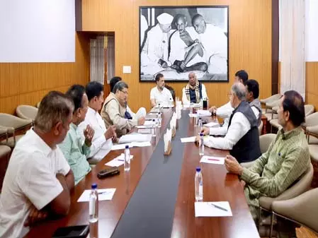स्थानीय निकाय चुनाव की तैयारियां तेज, कांग्रेस ने बनाई स्टेट-लेवल कमेटियां स्थानीय निकाय चुनाव की तैयारियां तेज, कांग्रेस ने बनाई स्टेट-लेवल कमेटियां