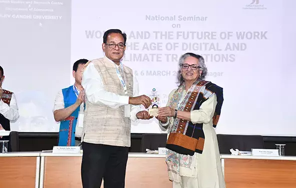 Arunachal: RGU में महिलाओं और काम के भविष्य पर नेशनल सेमिनार चल रहा है Arunachal: RGU में महिलाओं और काम के भविष्य पर नेशनल सेमिनार चल रहा है