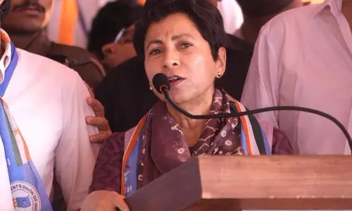 शैलजा ने कहा कि राज्य के विश्वविद्यालयों में 50% से ज़्यादा टीचिंग पोस्ट खाली हैं